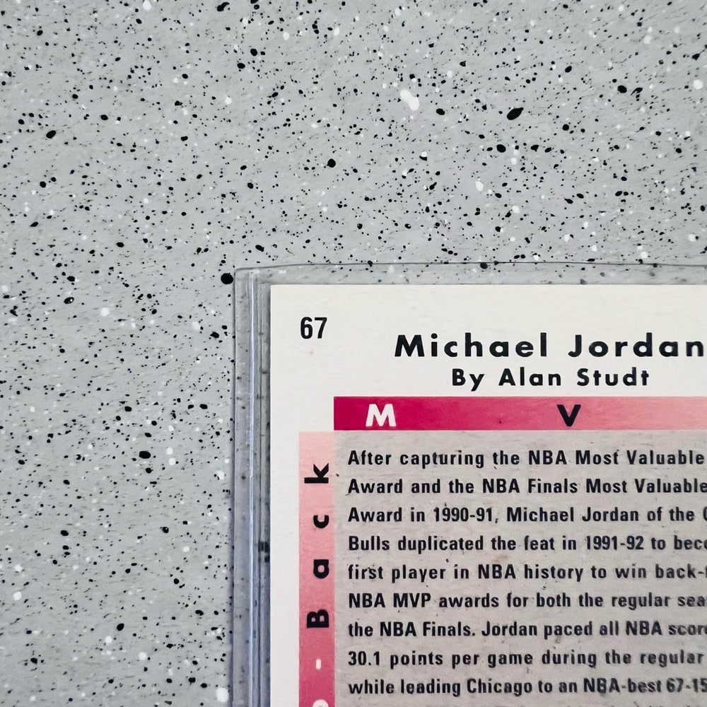 1992-93 Upper Deck Michael Jordan 67 MVP B - Near Mintđź’Ž - Picture 7 of 10